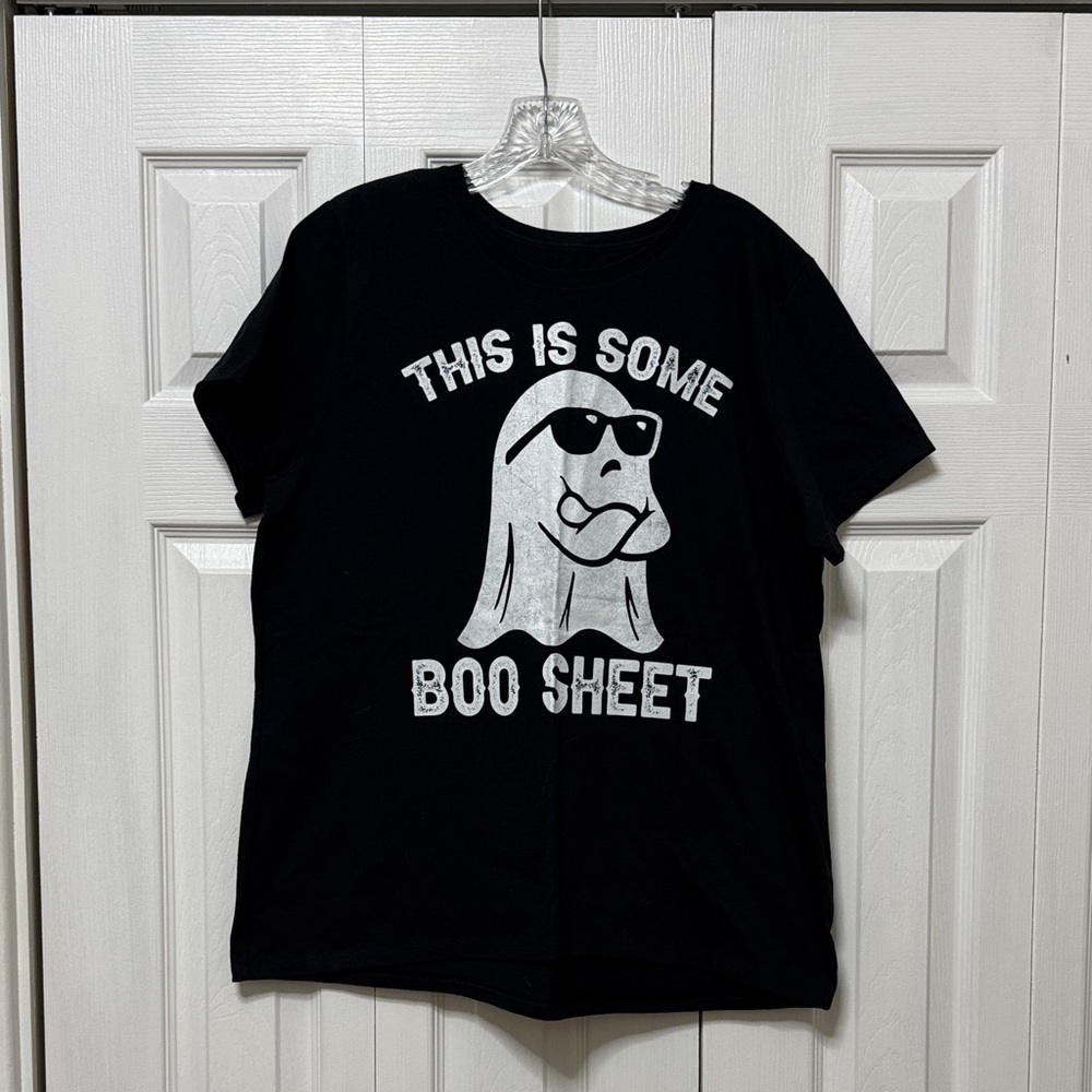 Women’s This is Some Boo Sheet Tee Size XL